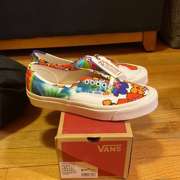 Vans authentic floral size 9 brand new with box - Picture 2 of 4